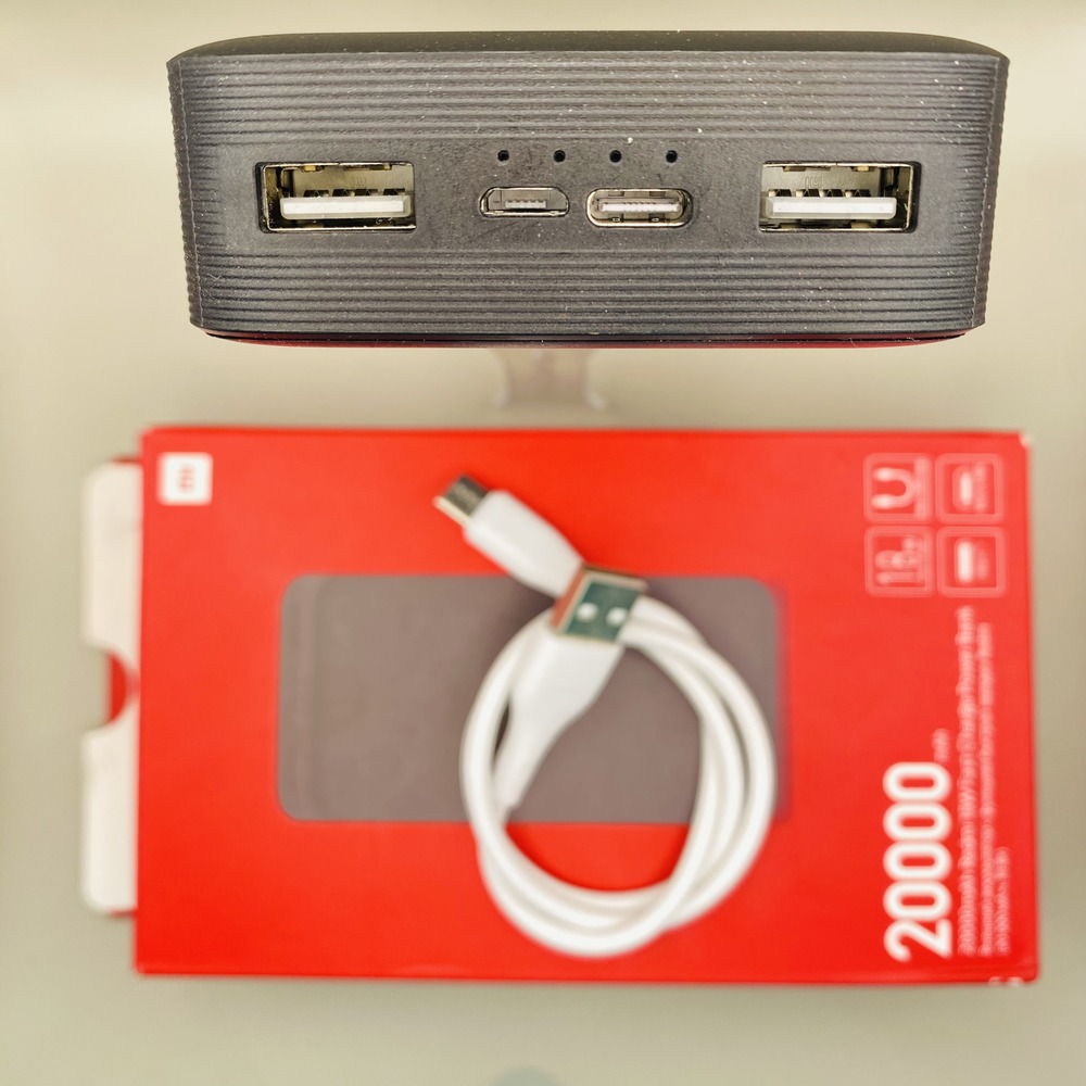 پاوربانک شیائومی ۲۰۰۰۰ میلی‌آمپر اورجینال با گارانتی ۱۸ ماهه - Power Bank Xiaomi 20000 mAh Original - نمای بسته بندی
